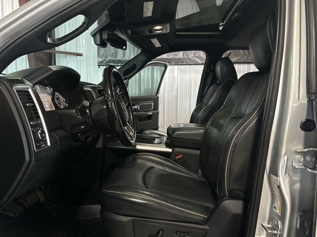 2016 Ram 2500 Longhorn Limited photo 32
