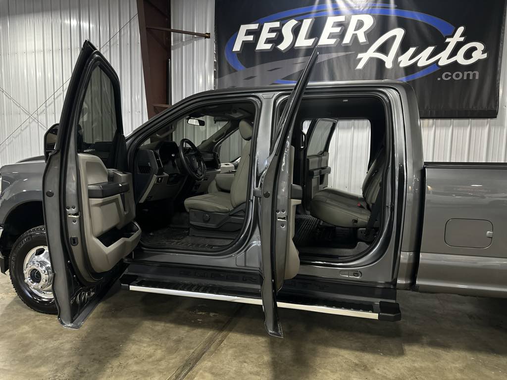 2022 Ford F-350 XL photo 38