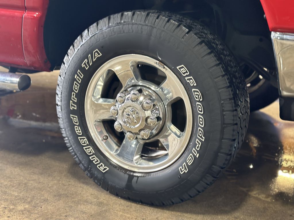 2008 Dodge Ram SLT photo 2