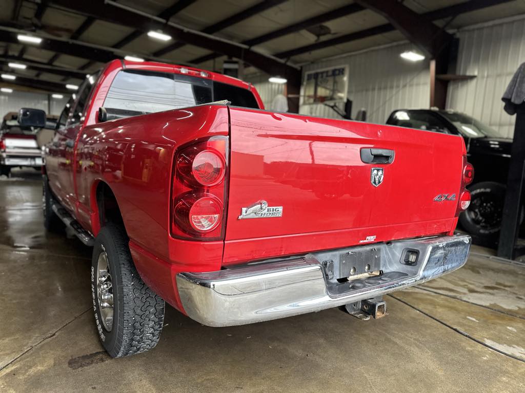 2008 Dodge Ram SLT photo 4