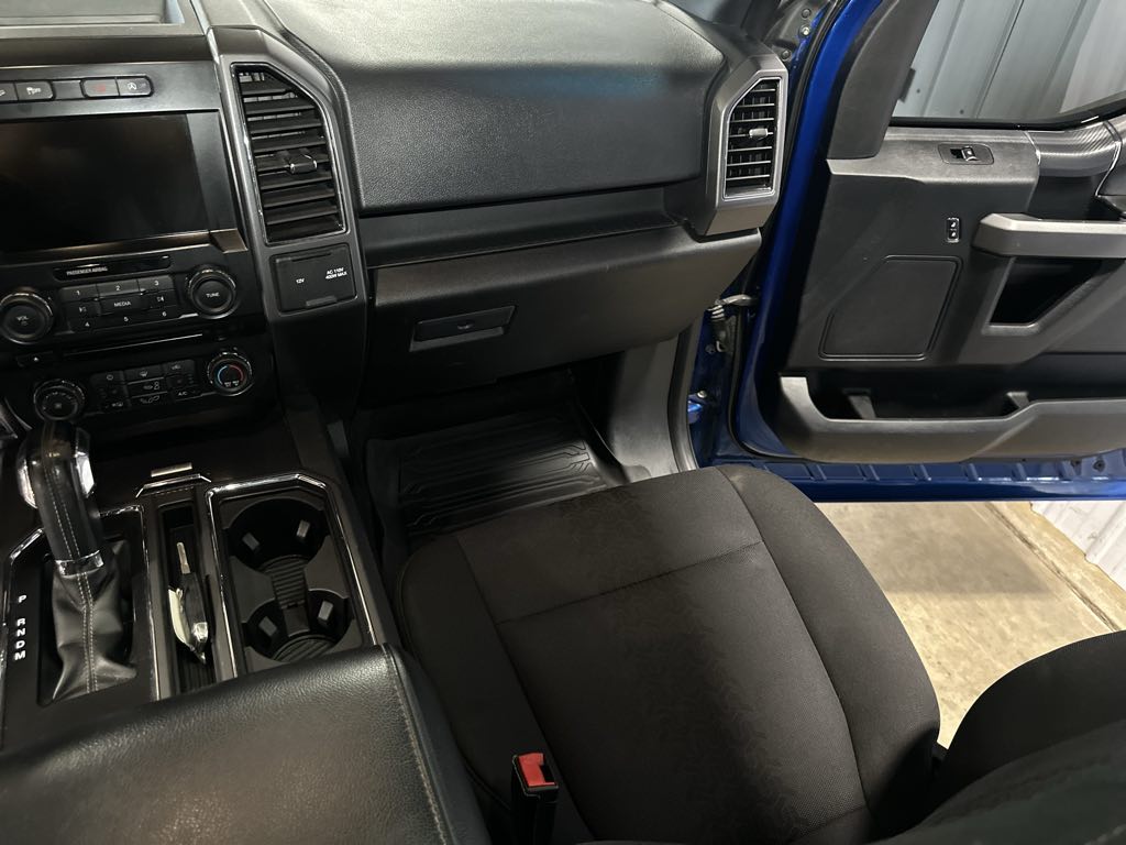 2018 Ford F-150 XLT photo 12