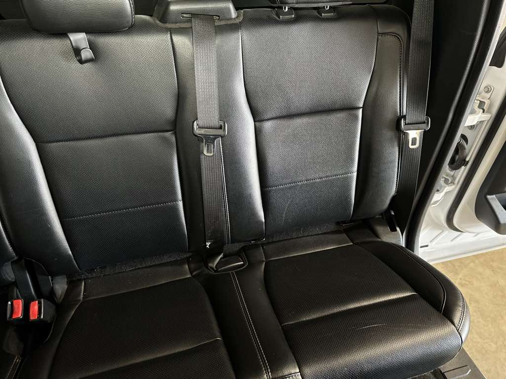 2017 Ford F-250 Lariat photo 27