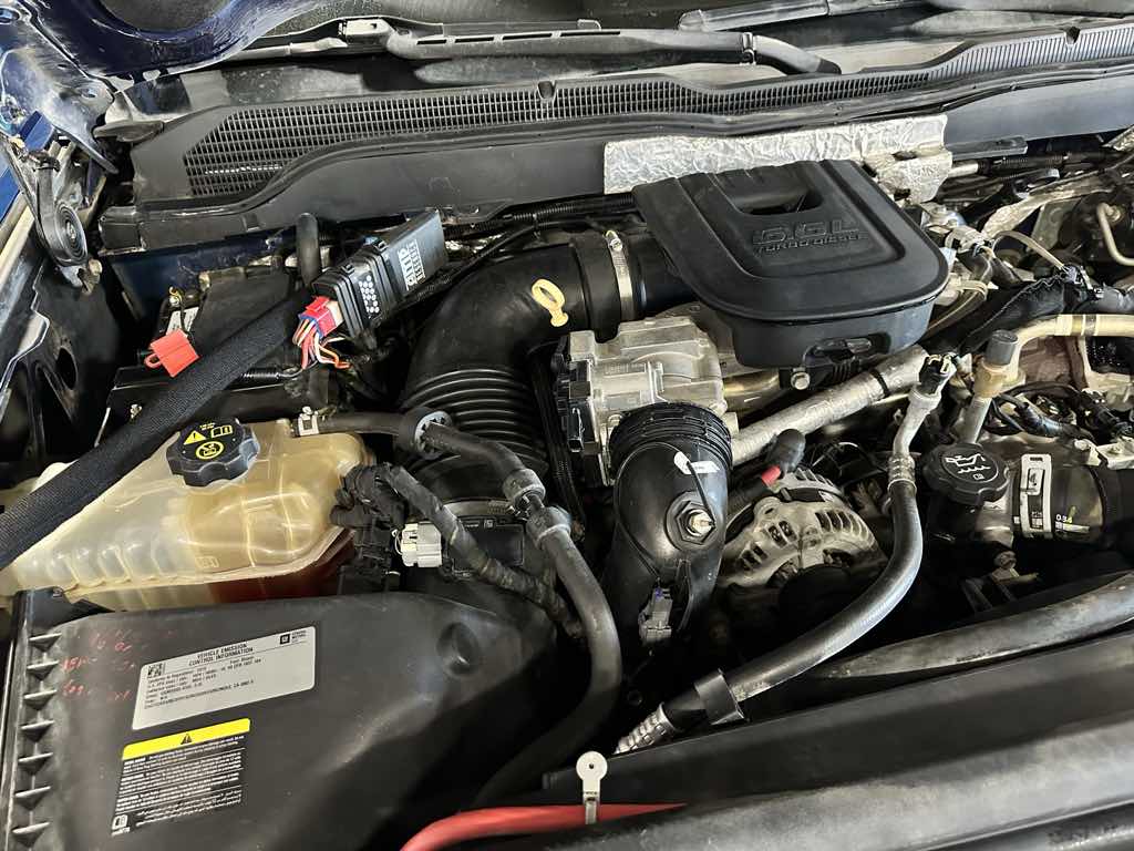 2016 Chevrolet Silverado 2500HD High Country photo 20