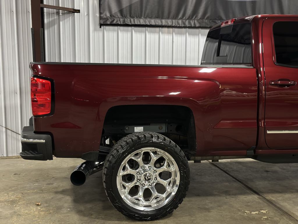 2017 Chevrolet Silverado 2500HD LTZ photo 4