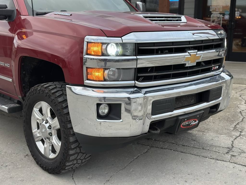 2018 Chevrolet Silverado 2500HD LTZ photo 4