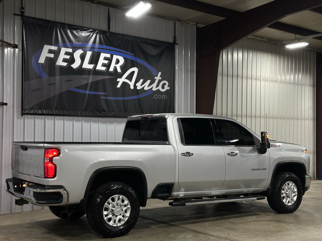 2020 Chevrolet Silverado 2500HD LTZ photo 2