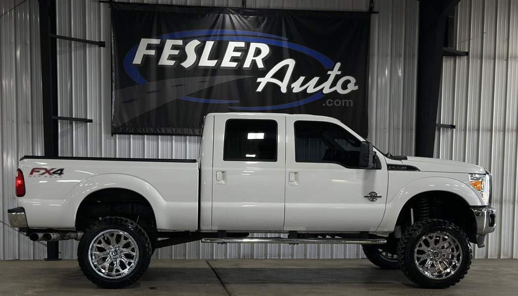 2015 Ford F-250 Lariat 4x4 Crew Cab 172 in's photo