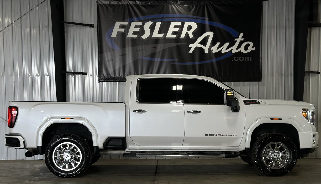 2021 GMC Sierra 4WD Crew Cab Standard Box Denali's photo
