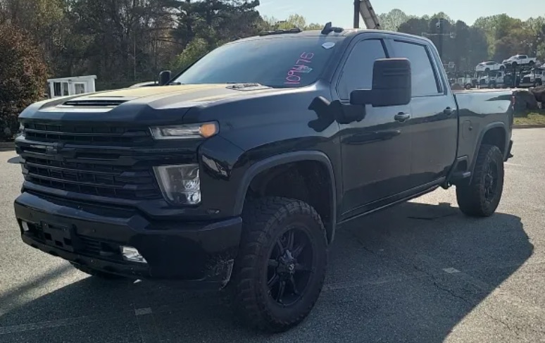 2020 Chevrolet Silverado HD High Country 4WD Crew Cab Standard Box's photo