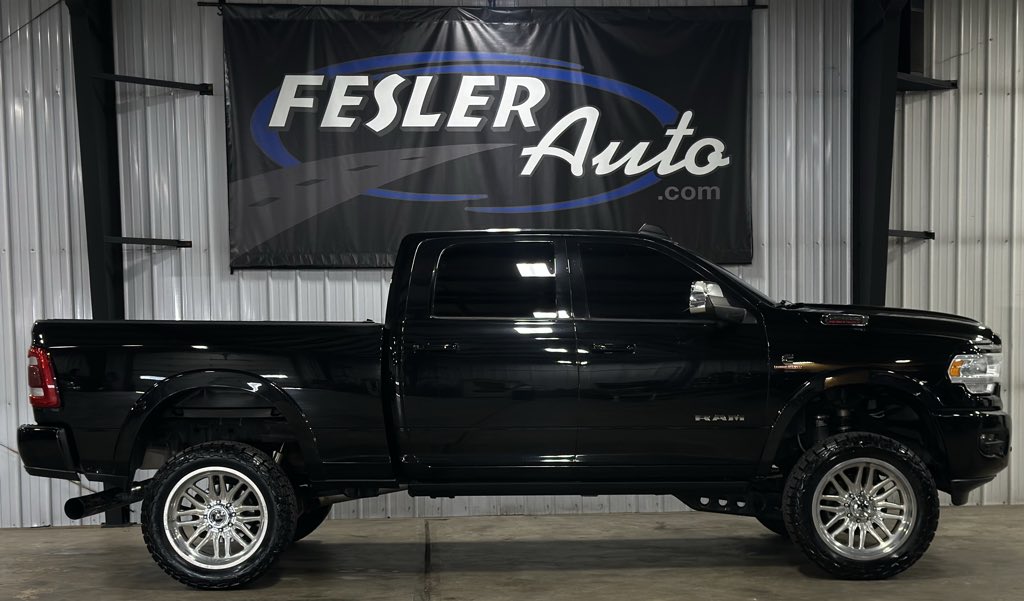 2019 RAM 2500 Laramie 4X4 Crew Cab SWB's photo