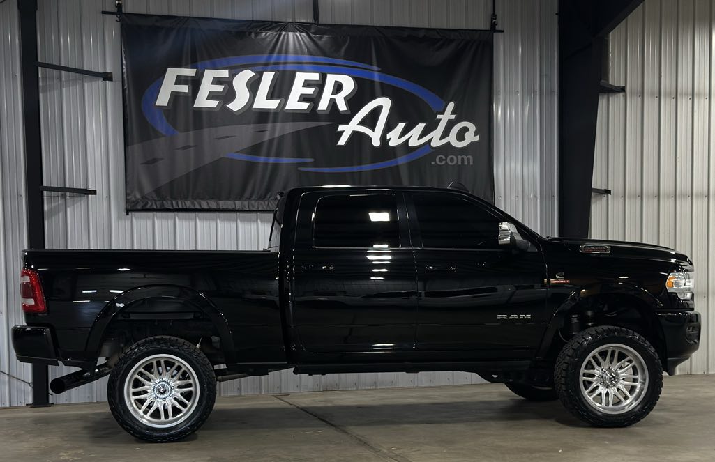 2019 RAM 2500 Laramie 4X4 Crew Cab SWB's photo
