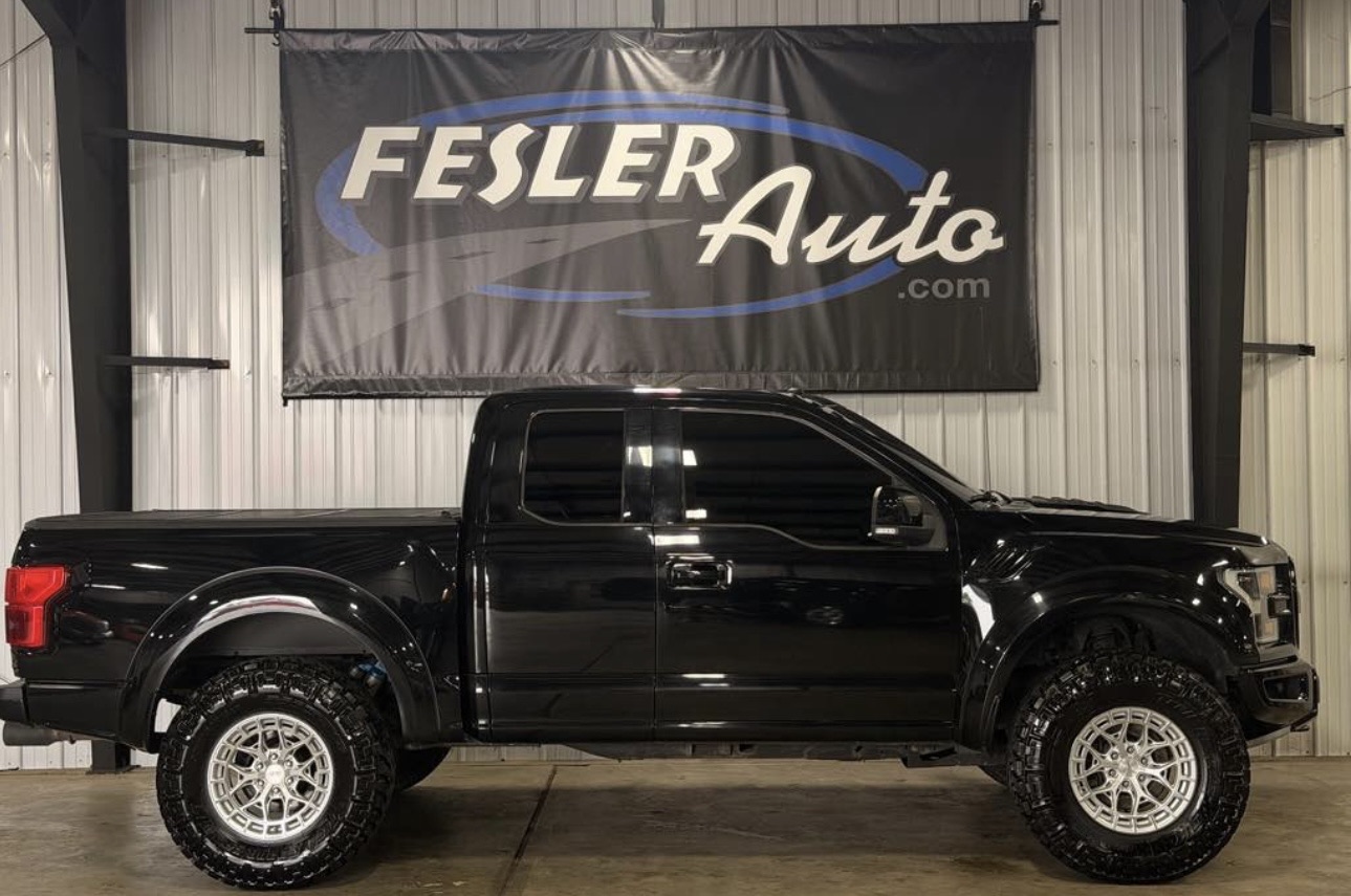 2017 Ford F-150 Raptor 4x4 SuperCab 5-1/2 Box's photo