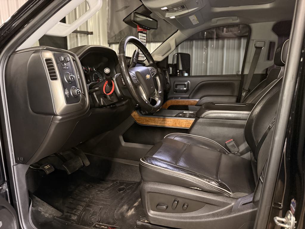2019 Chevrolet Silverado 2500HD High Country - Photo 16