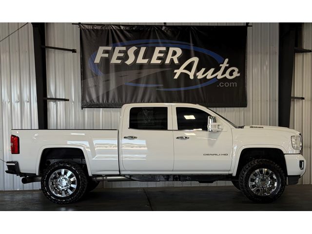2017 GMC Sierra 2500HD Denali Crew Cab SB 4WD