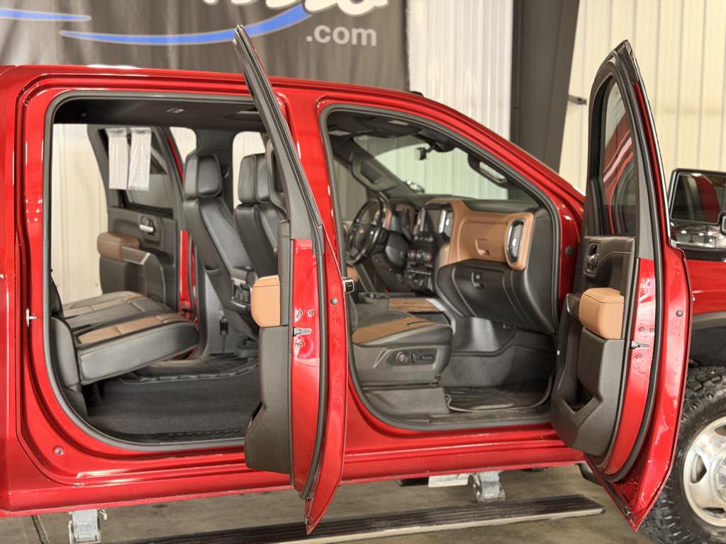 2022 Chevrolet Silverado 3500HD High Country - Photo 11