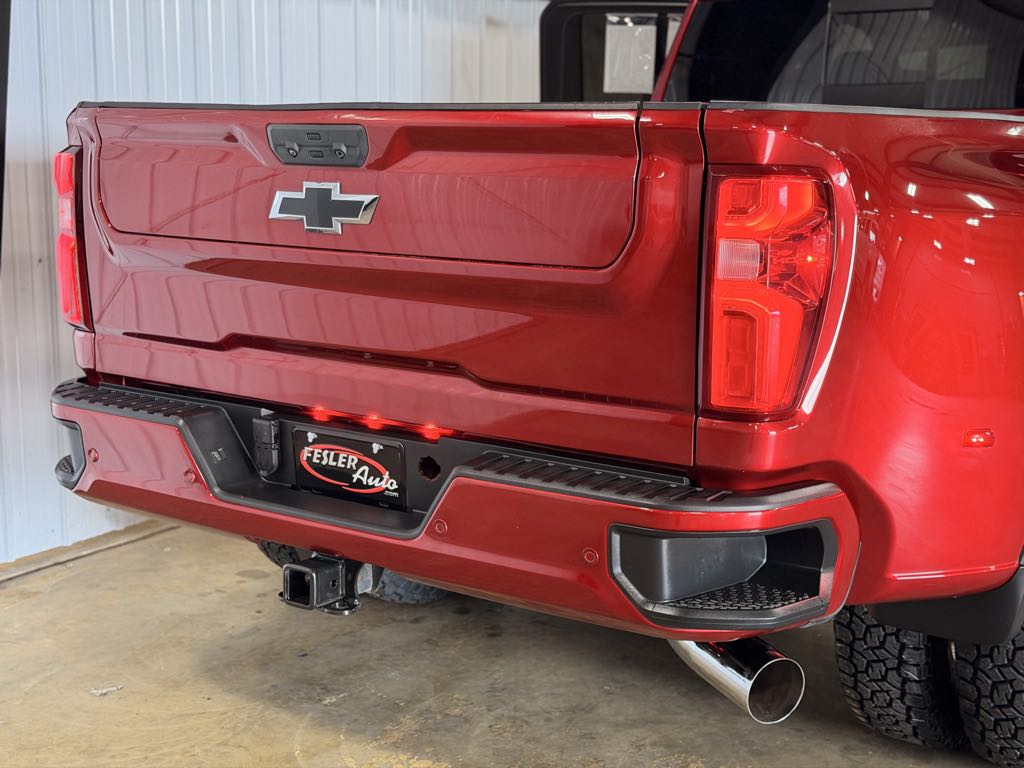 2022 Chevrolet Silverado 3500HD High Country - Photo 18