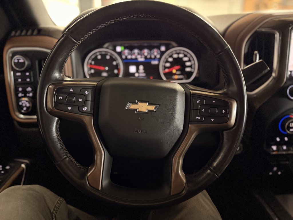 2022 Chevrolet Silverado 3500HD High Country - Photo 22
