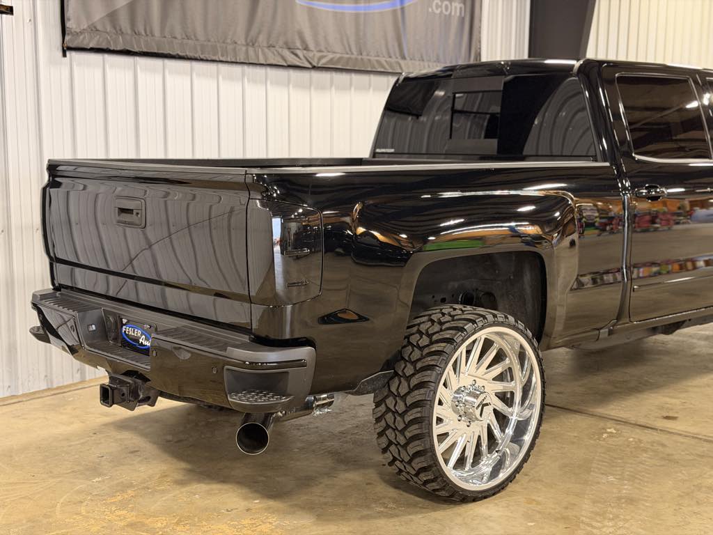 2019 Chevrolet Silverado 2500HD LTZ - Photo 6