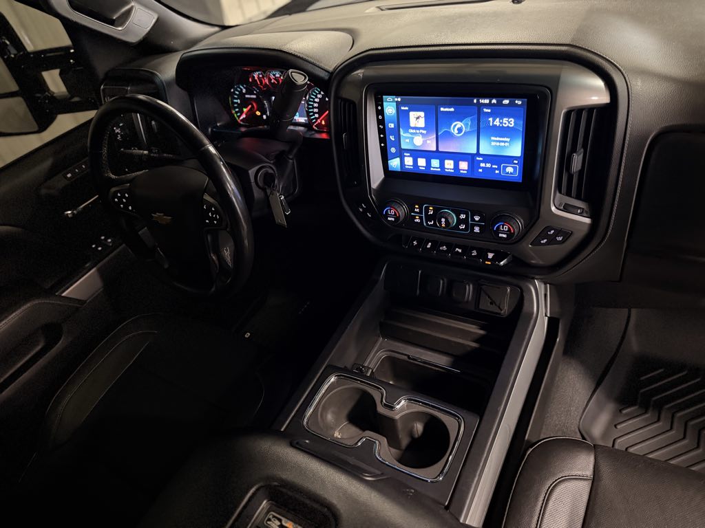 Photo 7 of this Chevrolet Silverado 2500HD