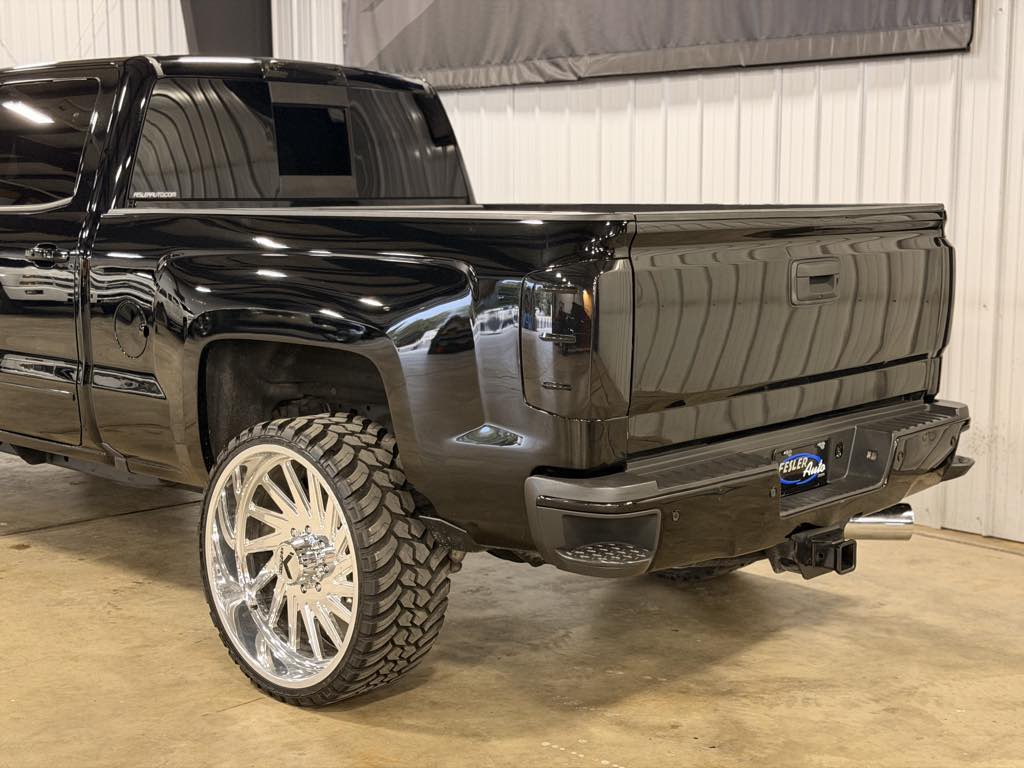 2019 Chevrolet Silverado 2500HD LTZ - Photo 10