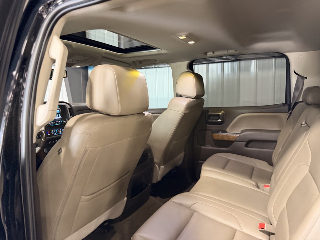 Photo 6 of this GMC Sierra 2500HD