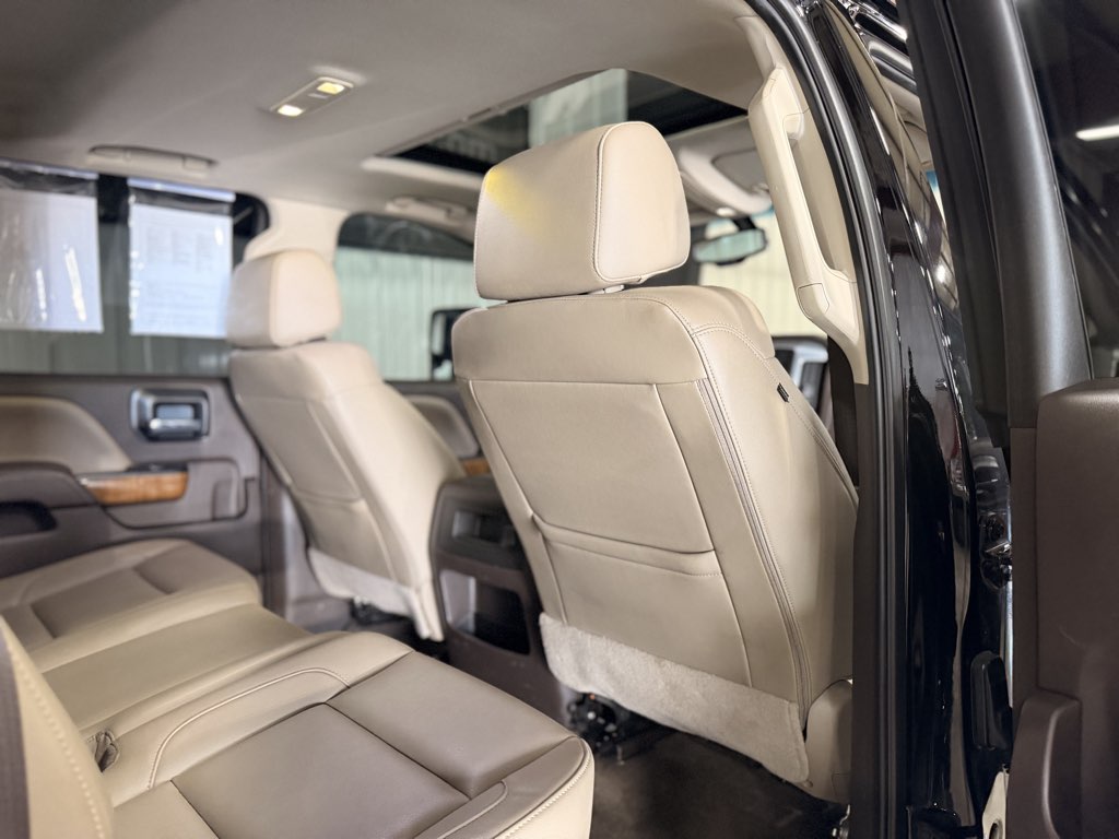 Photo 16 of this GMC Sierra 2500HD