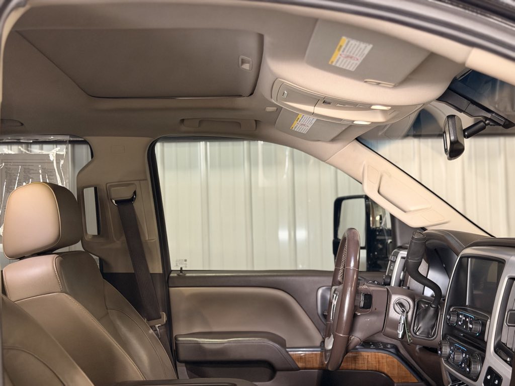 Photo 26 of this GMC Sierra 2500HD
