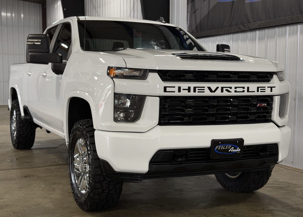 Photo 13 of this Chevrolet Silverado 2500HD