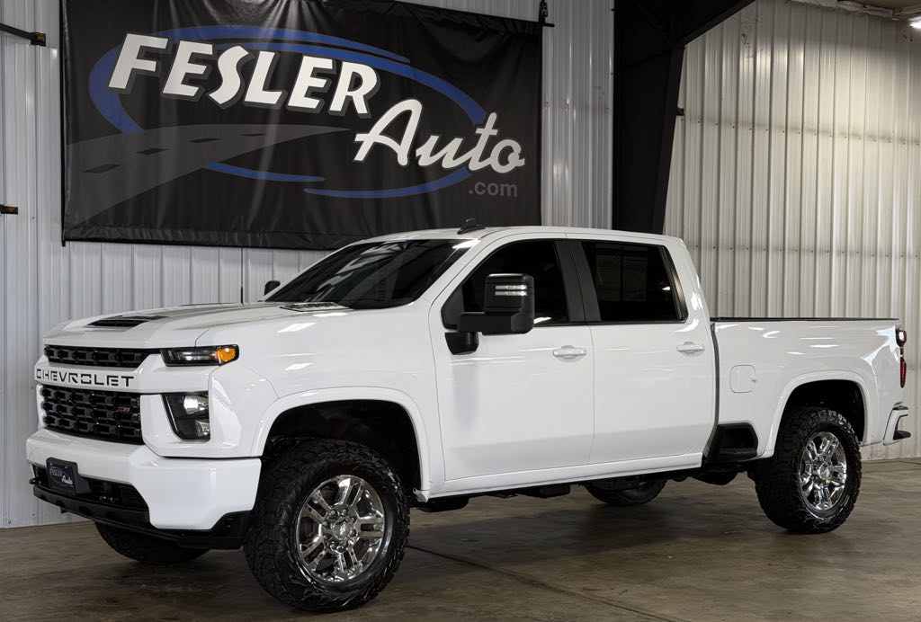 Photo 16 of this Chevrolet Silverado 2500HD