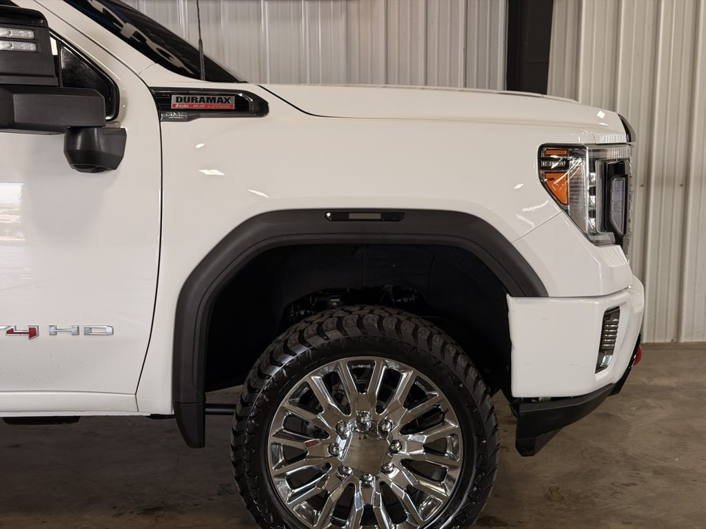 Photo 14 of this GMC Sierra 2500HD