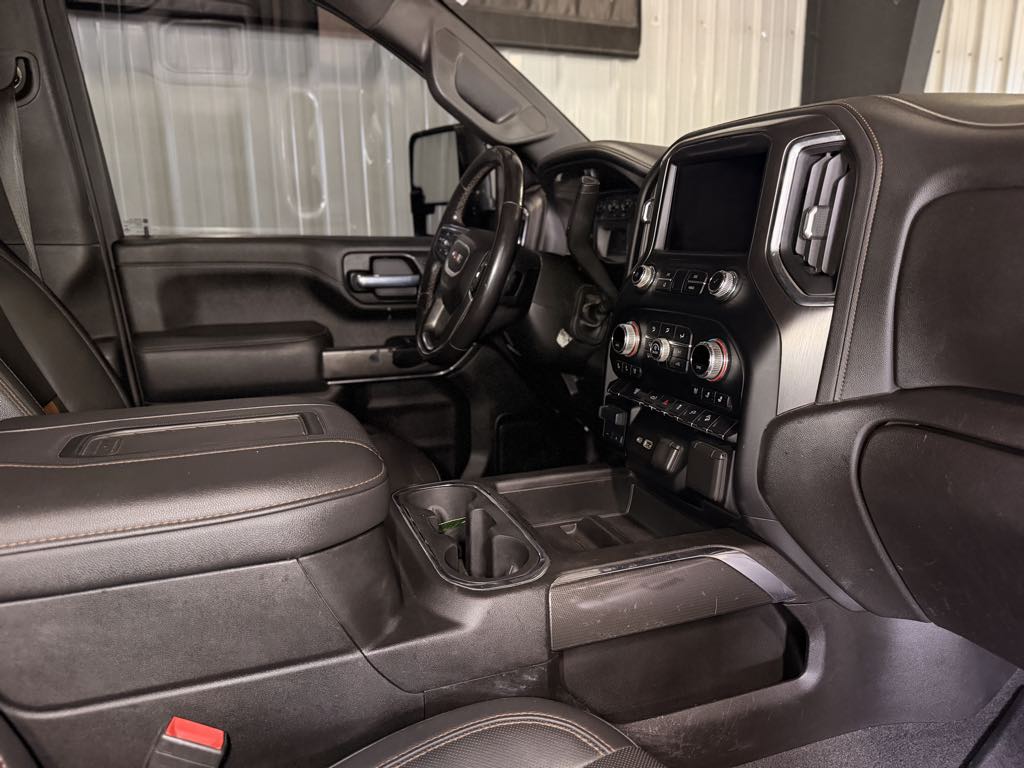 Photo 18 of this GMC Sierra 2500HD