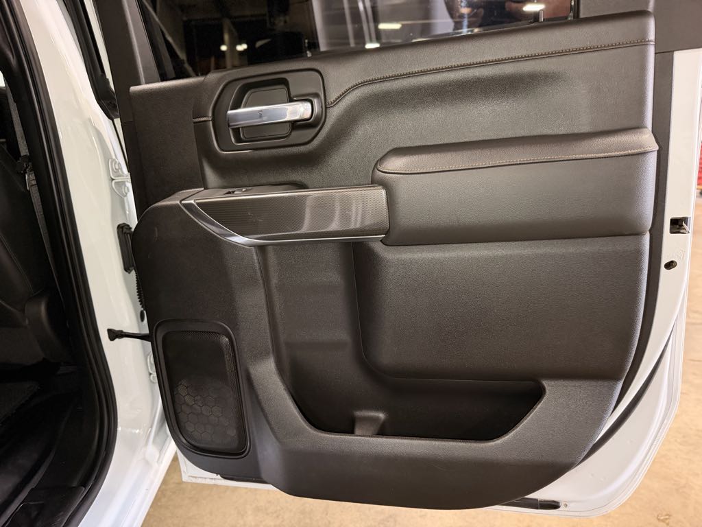Photo 19 of this GMC Sierra 2500HD
