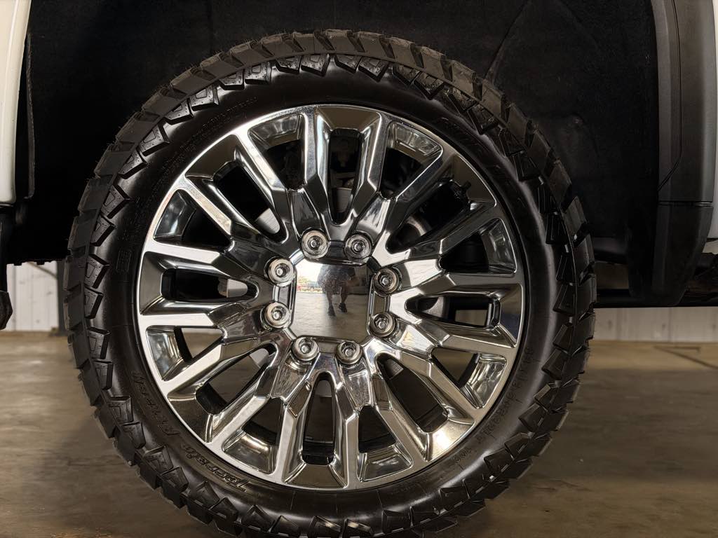 Photo 39 of this GMC Sierra 2500HD