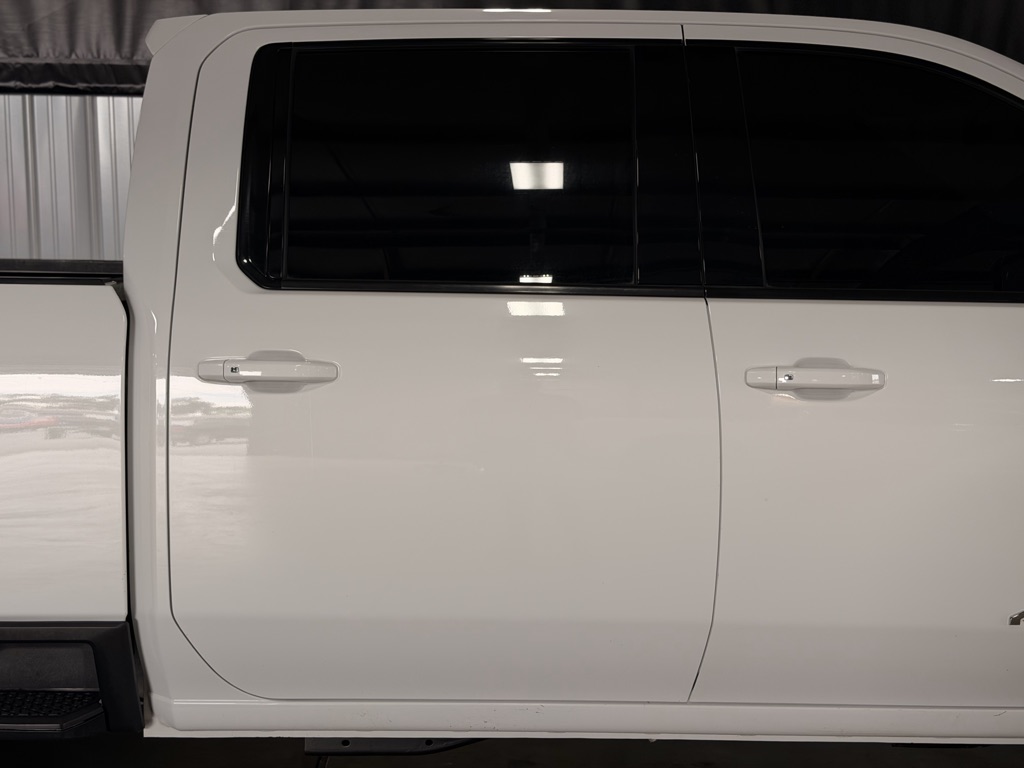 Photo 10 of this GMC Sierra 2500HD