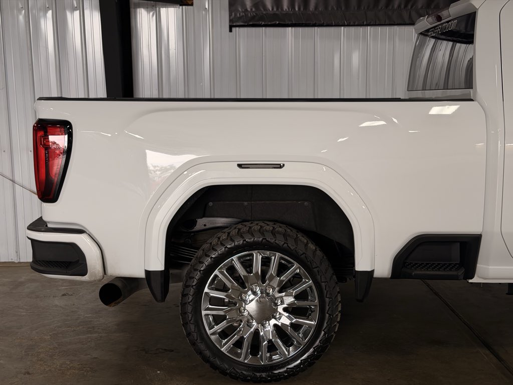 Photo 11 of this GMC Sierra 2500HD