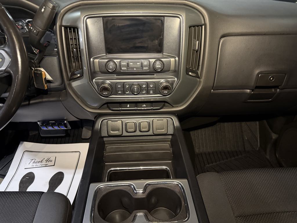Photo 7 of this Chevrolet Silverado 1500 LD