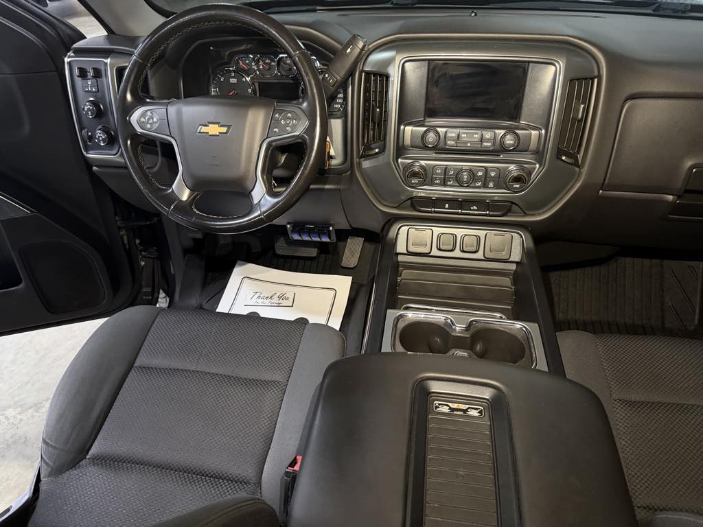 Photo 31 of this Chevrolet Silverado 1500 LD