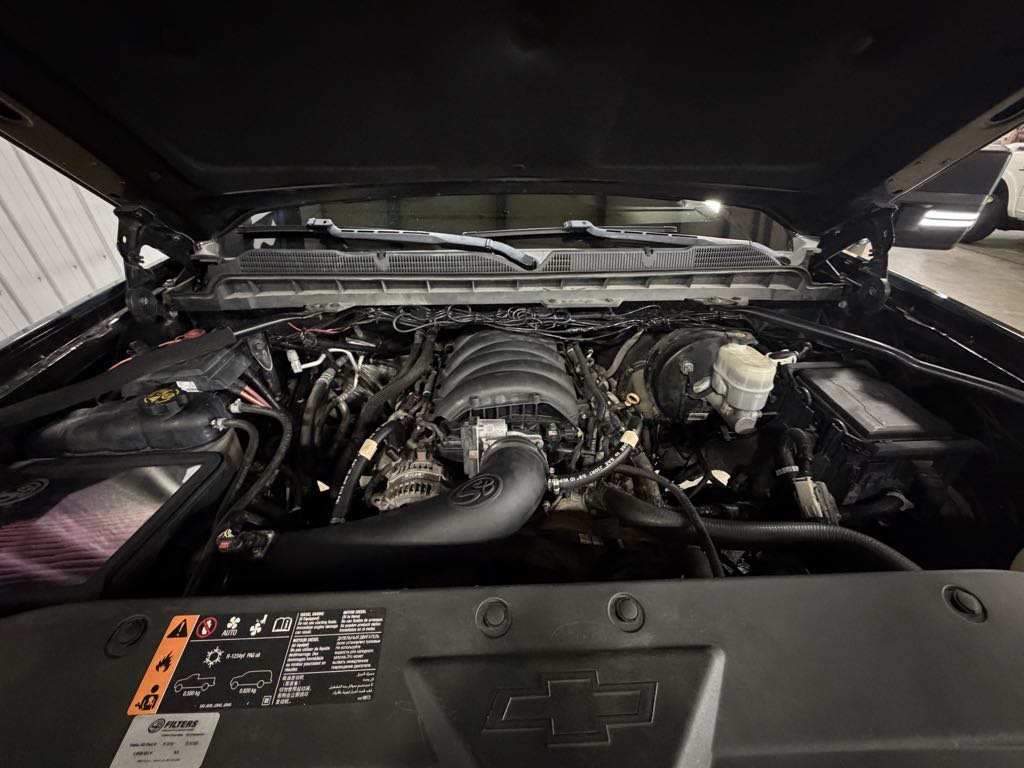Photo 34 of this Chevrolet Silverado 1500 LD