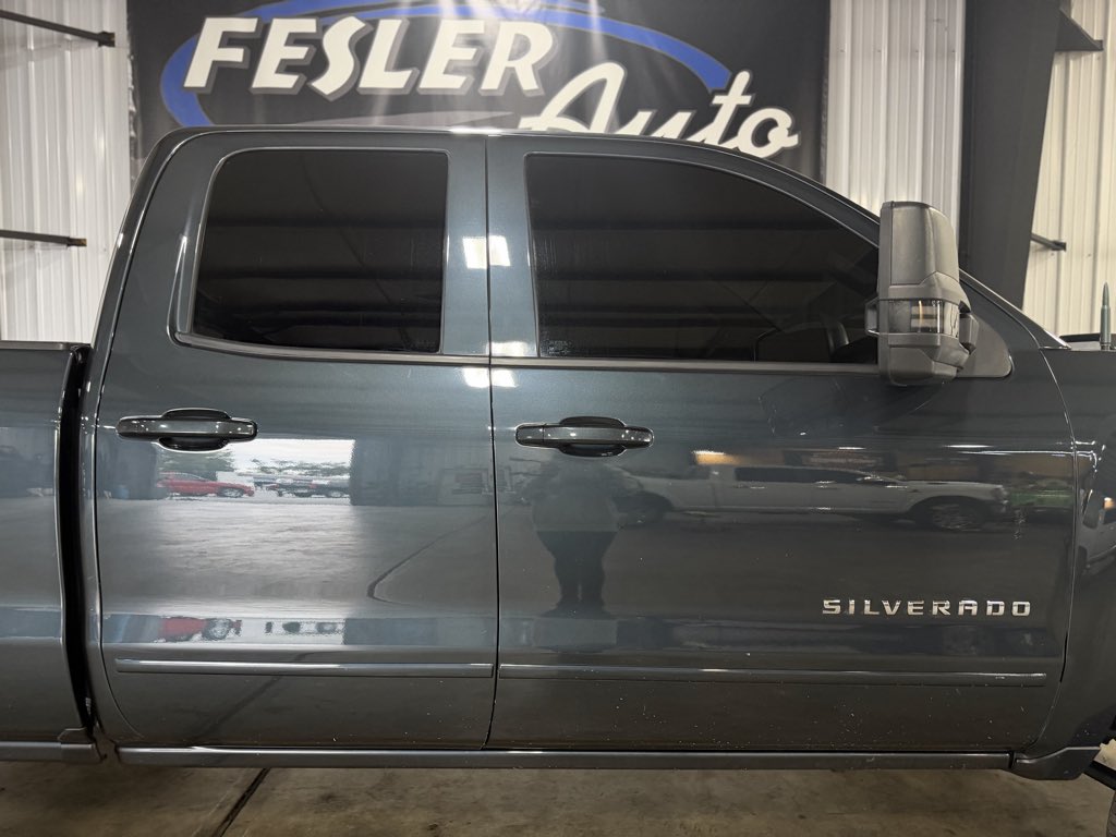 Photo 36 of this Chevrolet Silverado 1500 LD