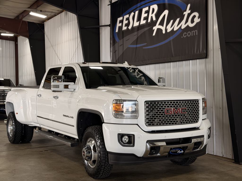 Photo 2 of this GMC Sierra 3500HD available WiFi