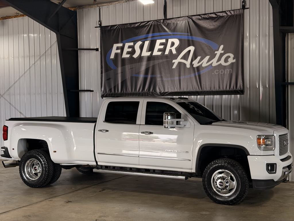 Photo 4 of this GMC Sierra 3500HD available WiFi