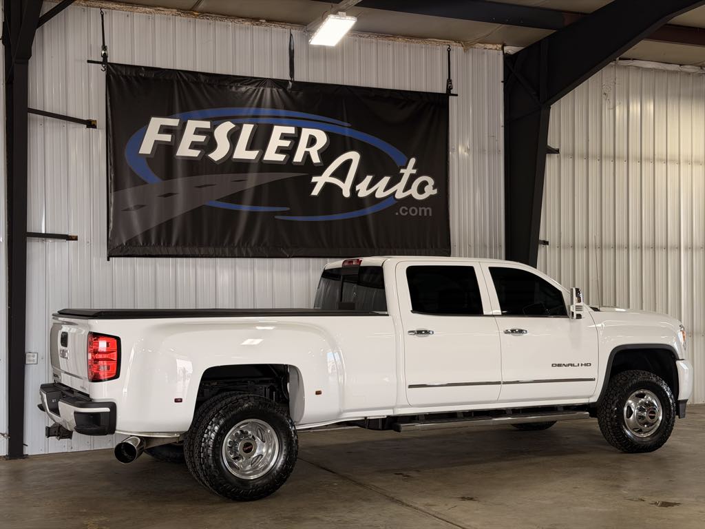 Photo 6 of this GMC Sierra 3500HD available WiFi