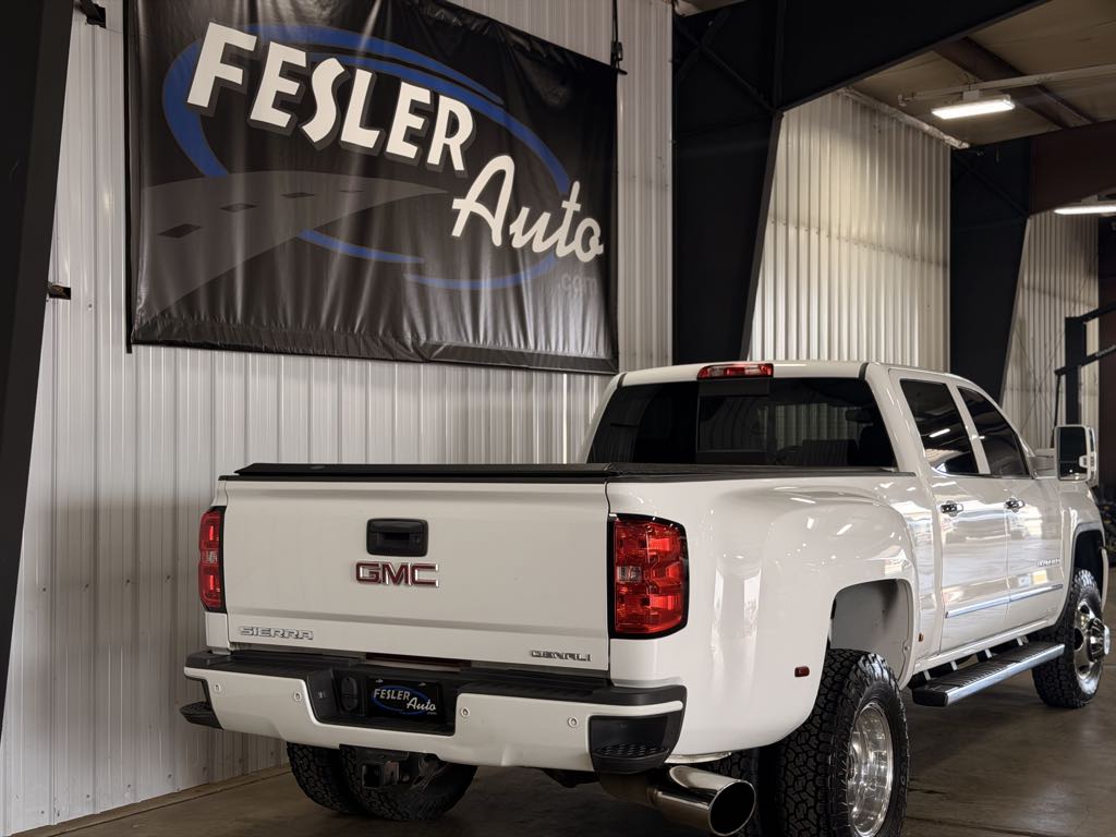 Photo 8 of this GMC Sierra 3500HD available WiFi
