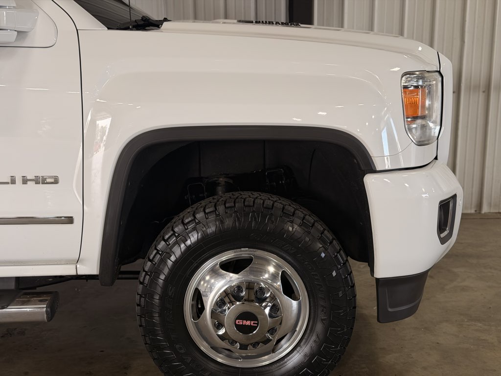 Photo 12 of this GMC Sierra 3500HD available WiFi