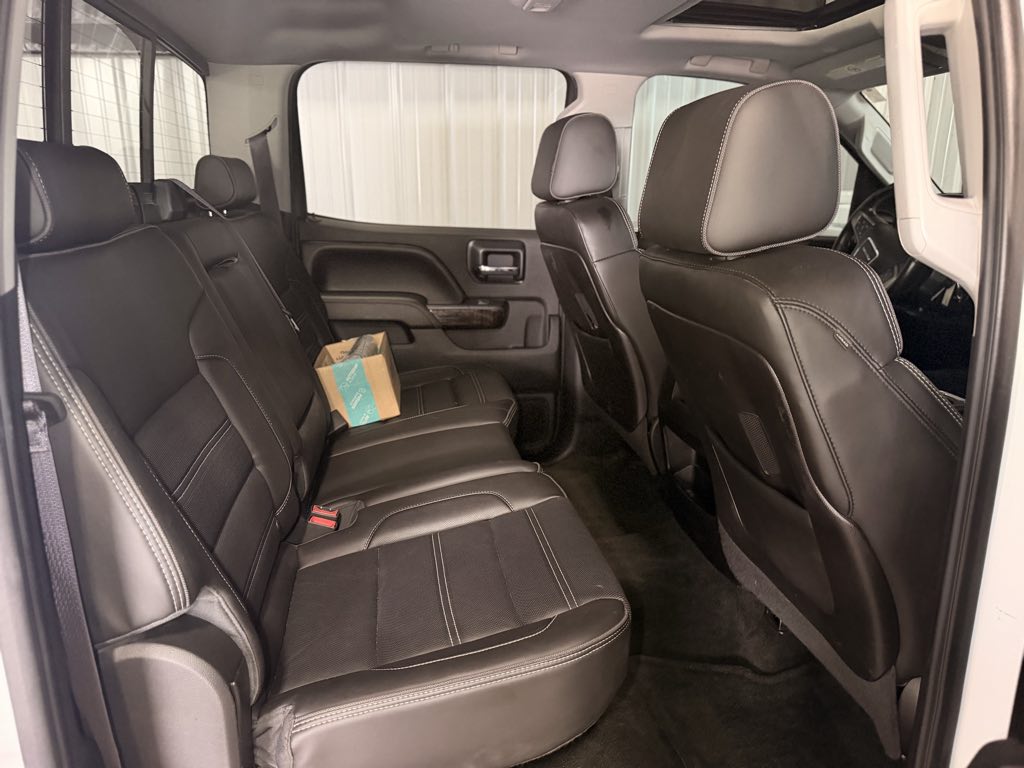 Photo 20 of this GMC Sierra 3500HD available WiFi