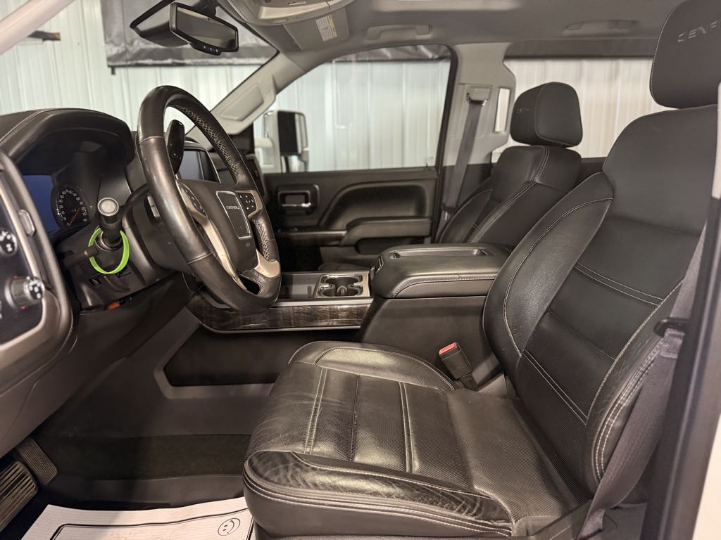 Photo 24 of this GMC Sierra 3500HD available WiFi