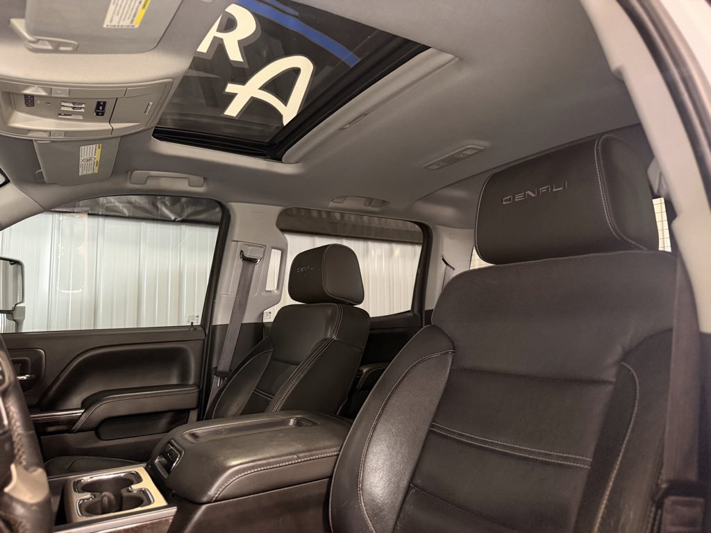 Photo 25 of this GMC Sierra 3500HD available WiFi