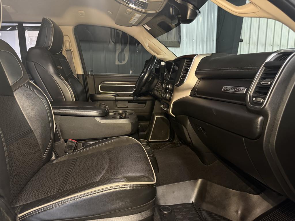 Photo 5 of this Ram 2500