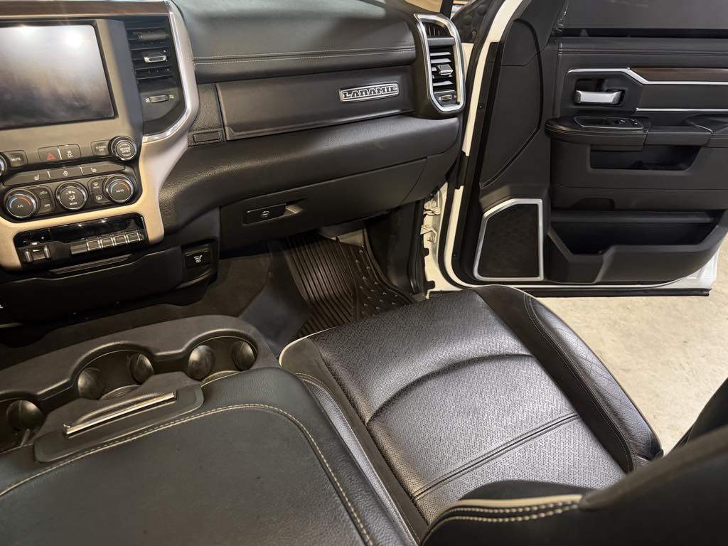 Photo 18 of this Ram 2500