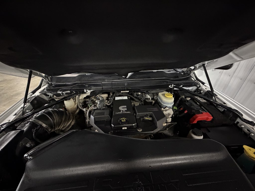 Photo 21 of this Ram 2500